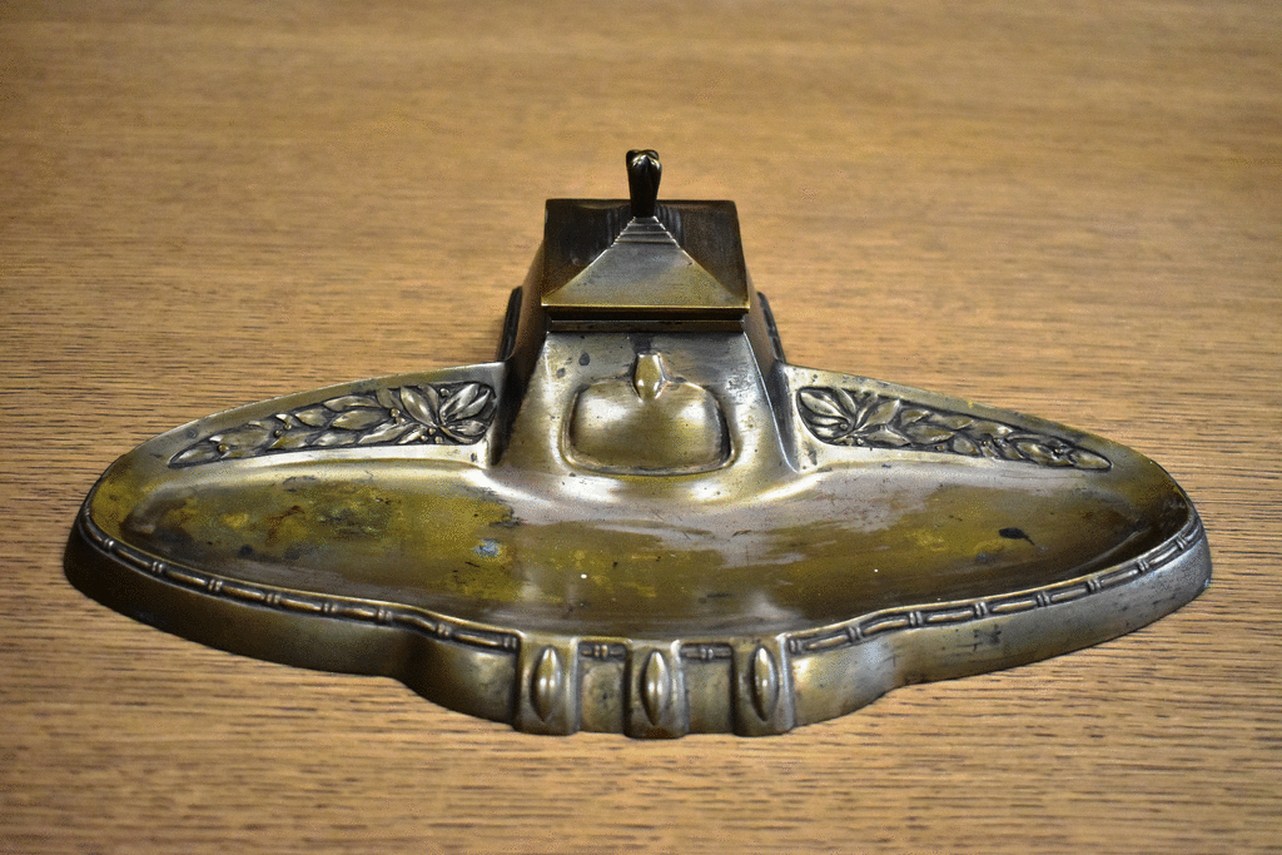 Zdjęcie do newsa Muzealne smaczki 11/2021. Kałamarz mistrza