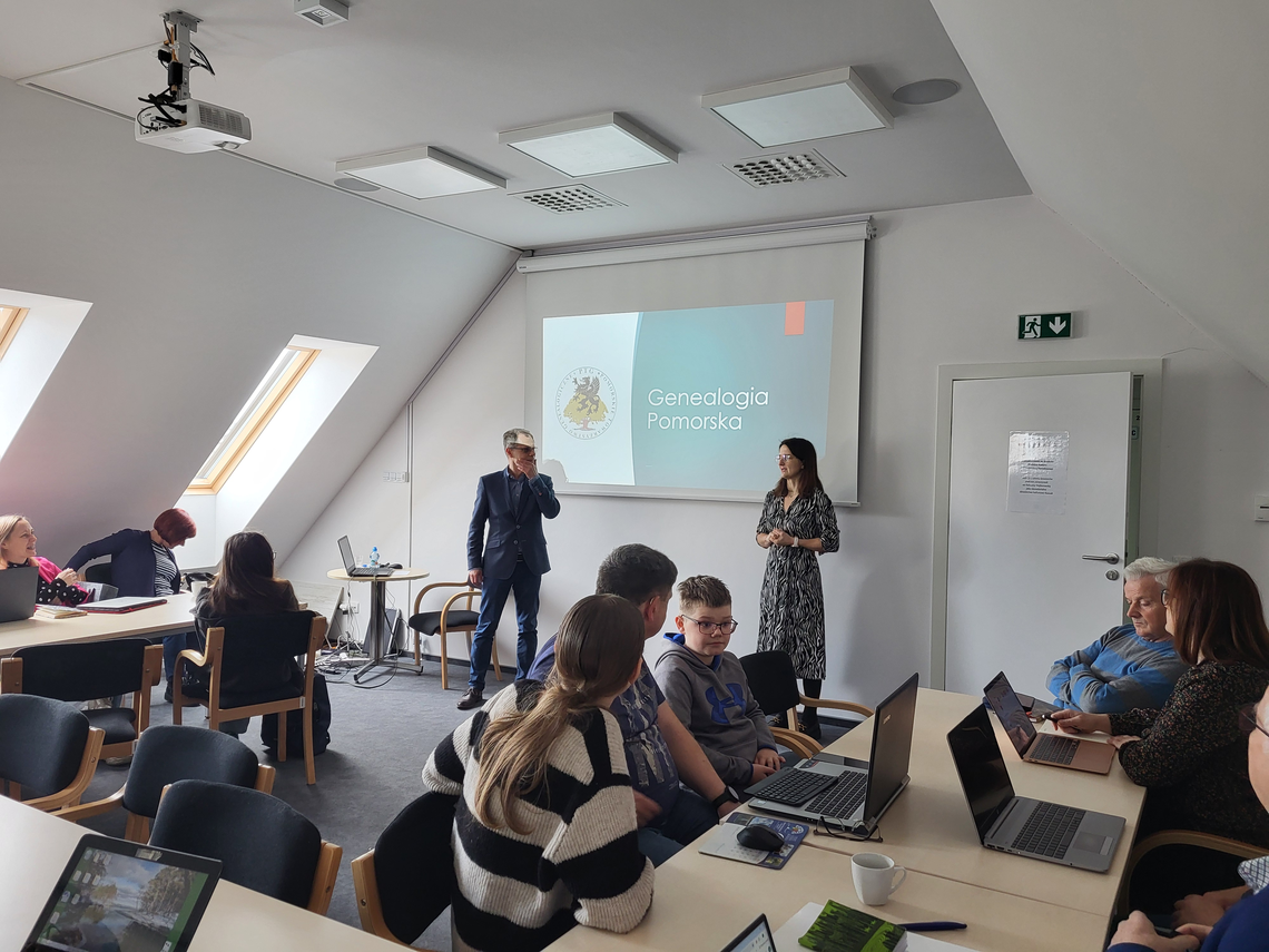 Zdjęcie do newsa Warsztaty genealogiczne