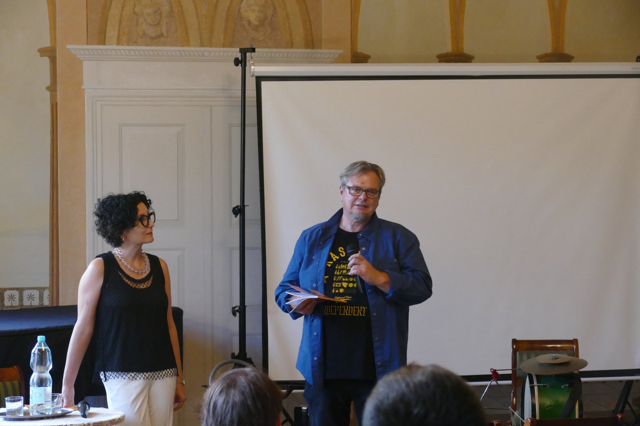 Zdjęcie do newsa Mówienie po kaszubsku zmniejsza ryzyko depresji?