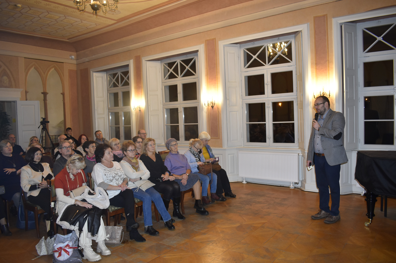 Zdjęcie do newsa Kolejny pokaz filmu „Jutro będzie padać”