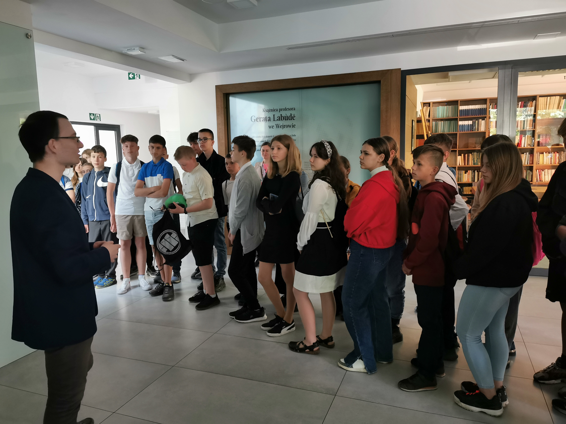 Zdjęcie do newsa Święto Patrona SP nr 2 im. Gerarda Labudy w Luzinie